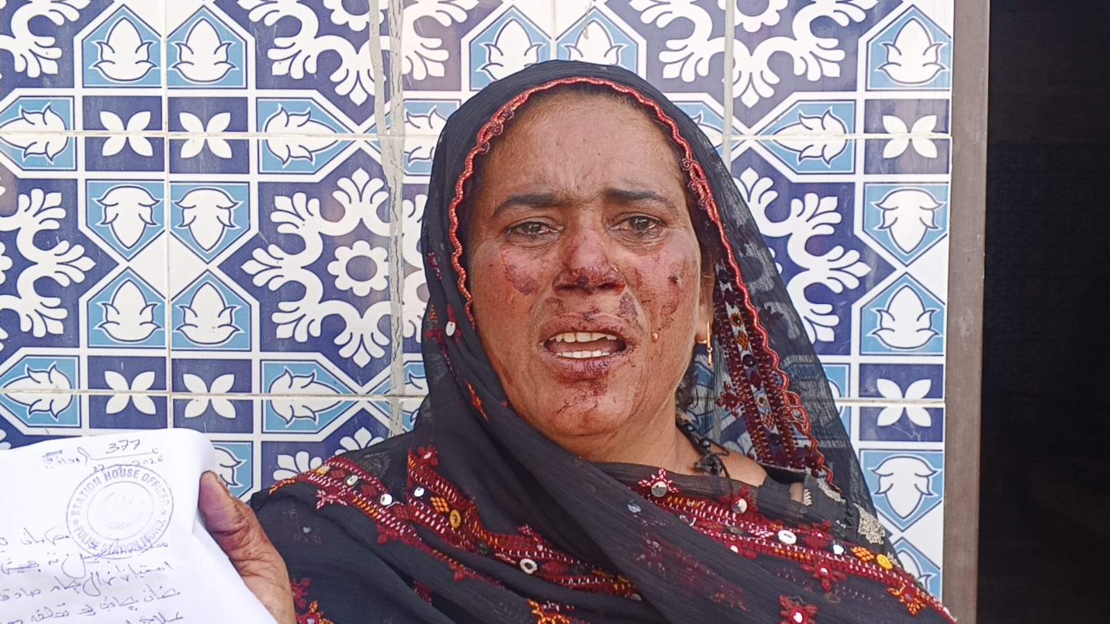 مورو ۾ ناري تي سندس مامي جو مبينا تشدد