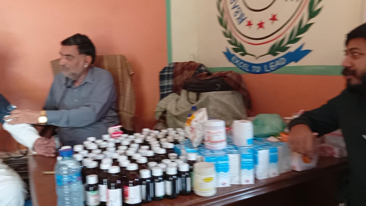 ملير: ن ليگ پاران حسن پنهور ڳوٺ ۾ هڪ ڏينھن واري مفت ميڊيڪل ڪيمپ