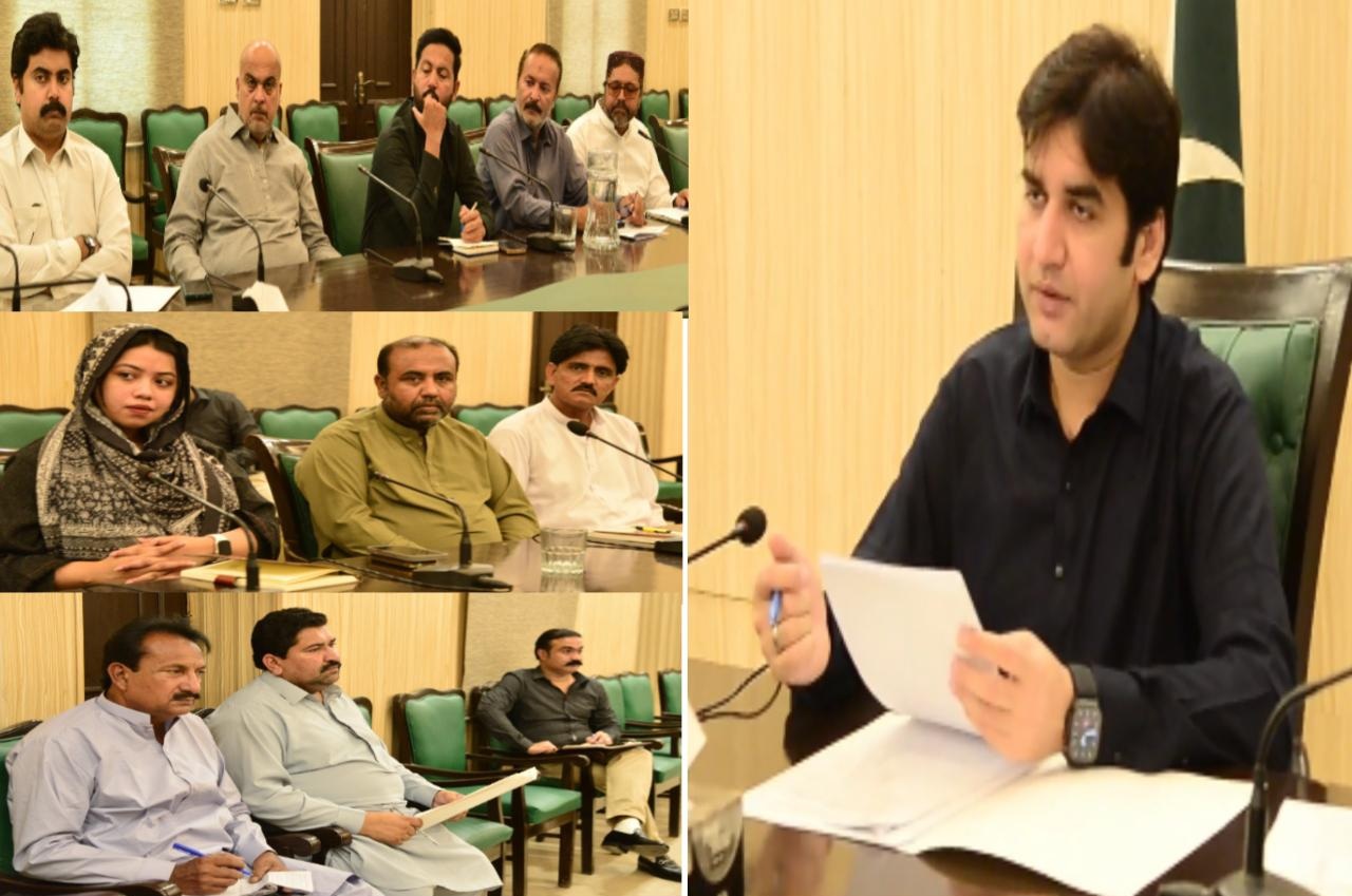 ڊپٽي ڪمشنر ٺٽو سرمد علي ڀاڳت جي صدارت هيٺ ڊسٽرڪٽ ڪوآرڊينيشن ڪميٽي جو اجلاس