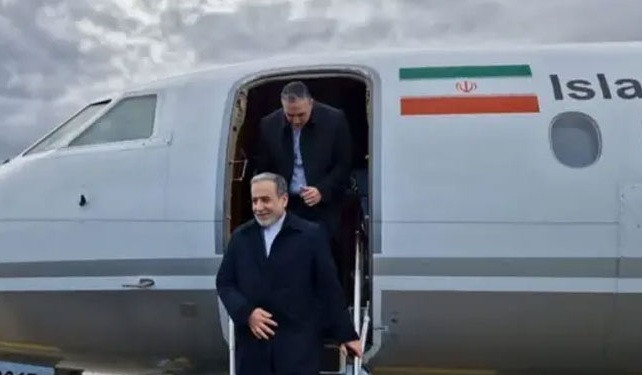 ایرانی وزیرِ خارجہ ایک بار پھر اسلام آباد پہنچ گئے