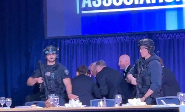 وائٹ ہاؤس کی سالانہ صحافتی ڈنر تقریب میں فائرنگ، ٹرمپ محفوظ رہے، حملہ آور گرفتار